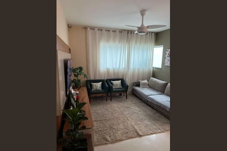 Casa à venda com 120m², 3 quartos e 4 vagas