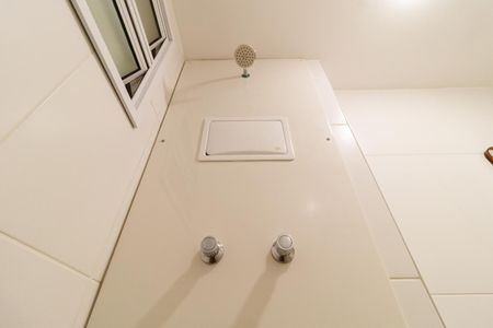 Apartamento à venda com 60m², 3 quartos e 1 vaga Apartamento à venda com 60m², 3 quartos e 1 vagaBanheiro Social