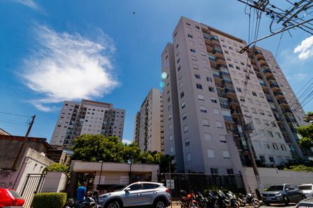 Apartamento à venda com 60m², 3 quartos e 1 vaga Apartamento à venda com 60m², 3 quartos e 1 vagaFachada
