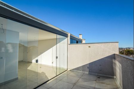 Apartamento à venda com 84m², 2 quartos e 1 vaga Apartamento à venda com 84m², 2 quartos e 1 vagaCobertura