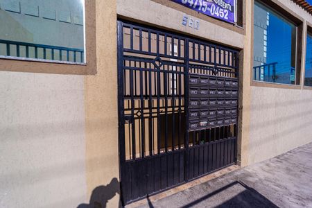 Casa de condomínio à venda com 65m², 2 quartos e 1 vaga Casa de condomínio à venda com 65m², 2 quartos e 1 vagaFachada