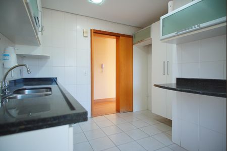 Apartamento à venda com 116m², 3 quartos e 2 vagasCozinha