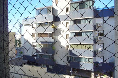 Apartamento à venda com 116m², 3 quartos e 2 vagasQuarto 2 - Vista
