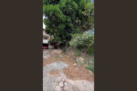 Casa à venda com 320m², 6 quartos e sem vaga