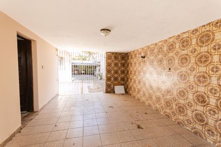 Casa para alugar com 221m², 3 quartos e 5 vagas Casa para alugar com 221m², 3 quartos e 5 vagasGaragem