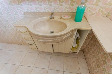 Casa para alugar com 221m², 3 quartos e 5 vagas Casa para alugar com 221m², 3 quartos e 5 vagasBanheiro