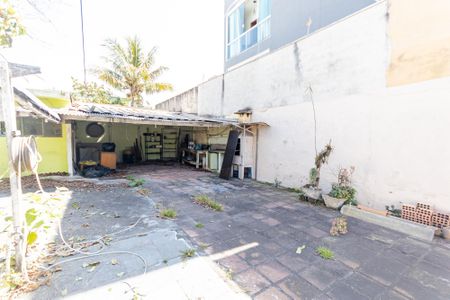 Casa para alugar com 221m², 3 quartos e 5 vagas Casa para alugar com 221m², 3 quartos e 5 vagasQuintal