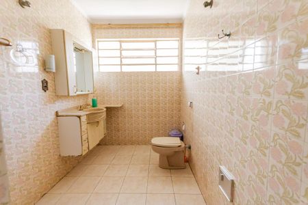 Casa para alugar com 221m², 3 quartos e 5 vagas Casa para alugar com 221m², 3 quartos e 5 vagasBanheiro