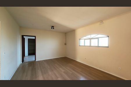 Casa de condomínio à venda com 396m², 3 quartos e 2 vagas Casa de condomínio à venda com 396m², 3 quartos e 2 vagasSala de Jantar