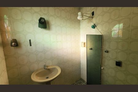 Casa de condomínio à venda com 396m², 3 quartos e 2 vagas Casa de condomínio à venda com 396m², 3 quartos e 2 vagasÁrea Gourmet - Banheiro