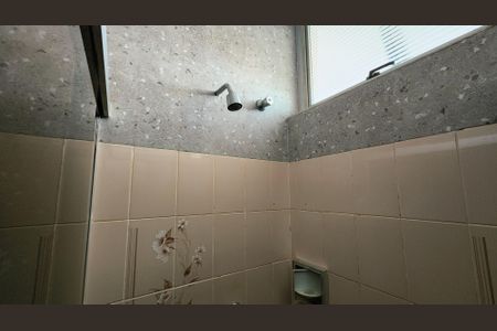 Casa de condomínio à venda com 396m², 3 quartos e 2 vagas Casa de condomínio à venda com 396m², 3 quartos e 2 vagasBanheiro