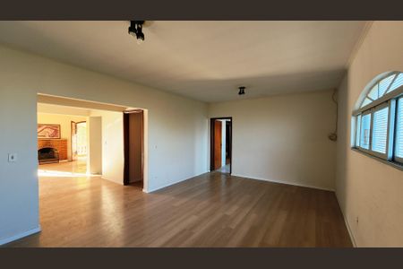 Casa de condomínio à venda com 396m², 3 quartos e 2 vagas Casa de condomínio à venda com 396m², 3 quartos e 2 vagasSala de Jantar