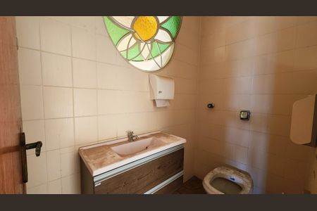 Casa de condomínio à venda com 396m², 3 quartos e 2 vagas Casa de condomínio à venda com 396m², 3 quartos e 2 vagasLavabo