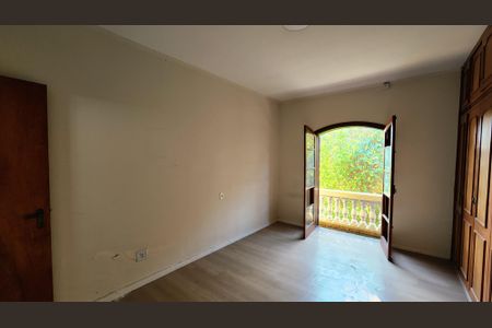 Casa de condomínio à venda com 396m², 3 quartos e 2 vagas Casa de condomínio à venda com 396m², 3 quartos e 2 vagasQuarto