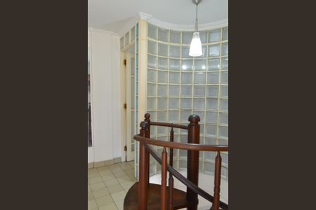 Apartamento à venda com 158m², 3 quartos e 1 vaga Apartamento à venda com 158m², 3 quartos e 1 vagaEscritório