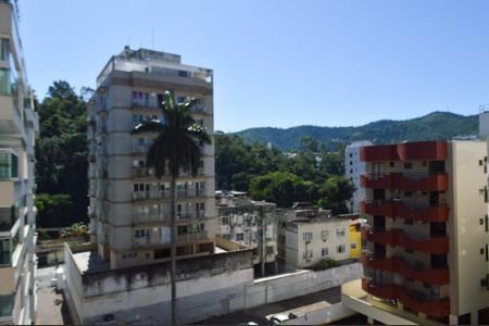 Apartamento à venda com 158m², 3 quartos e 1 vaga Apartamento à venda com 158m², 3 quartos e 1 vagaVista da Suíte 1