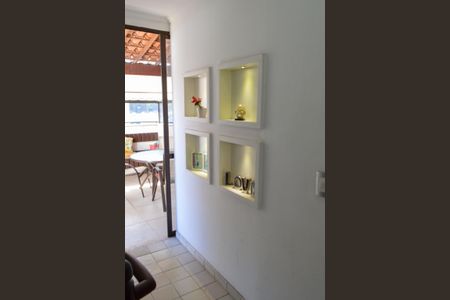 Apartamento à venda com 158m², 3 quartos e 1 vaga Apartamento à venda com 158m², 3 quartos e 1 vagaEscritório