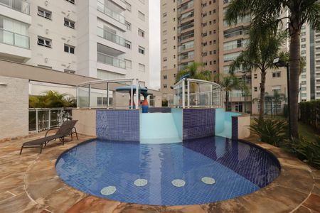 Apartamento à venda com 115m², 3 quartos e 2 vagasÁrea Comum - Piscina