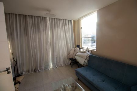 Casa de condomínio à venda com 350m², 3 quartos e 2 vagas Casa de condomínio à venda com 350m², 3 quartos e 2 vagasSuíte 2