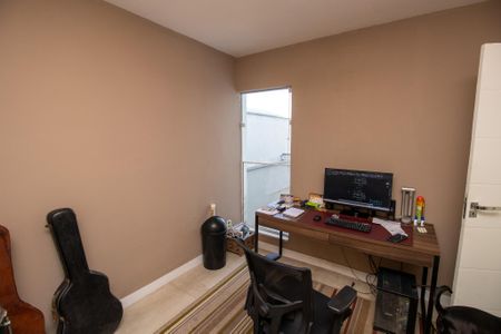 Casa de condomínio à venda com 350m², 3 quartos e 2 vagas Casa de condomínio à venda com 350m², 3 quartos e 2 vagasSuíte 1