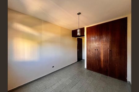 Apartamento à venda com 110m², 3 quartos e 1 vaga Apartamento à venda com 110m², 3 quartos e 1 vagaQuarto3