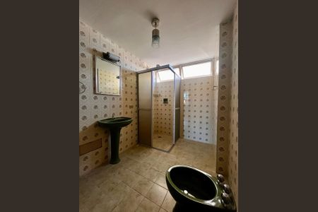 Apartamento à venda com 110m², 3 quartos e 1 vaga Apartamento à venda com 110m², 3 quartos e 1 vagaBanheiro 2