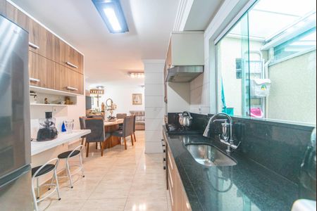 Apartamento à venda com 59m², 2 quartos e 1 vagaCozinha