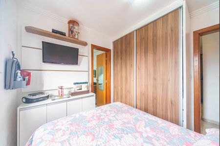 Apartamento à venda com 59m², 2 quartos e 1 vagaQuarto 2