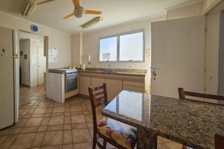 Apartamento para alugar com 138m², 3 quartos e 1 vaga Apartamento para alugar com 138m², 3 quartos e 1 vagaCozinha