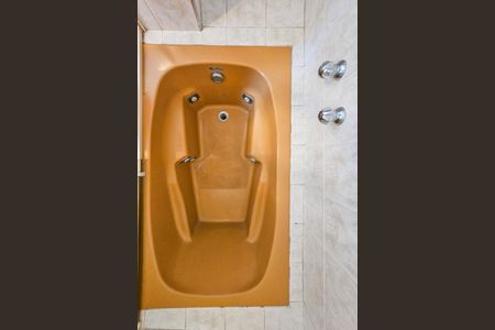 Apartamento para alugar com 138m², 3 quartos e 1 vaga Apartamento para alugar com 138m², 3 quartos e 1 vagaBanheiro da Suíte