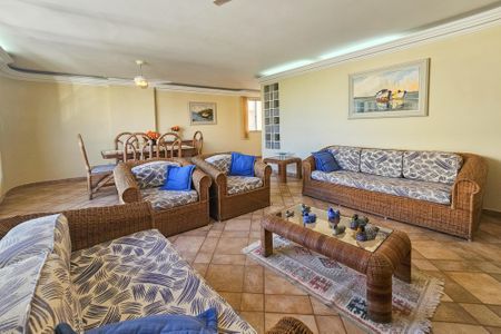 Apartamento para alugar com 138m², 3 quartos e 1 vaga Apartamento para alugar com 138m², 3 quartos e 1 vagaSala