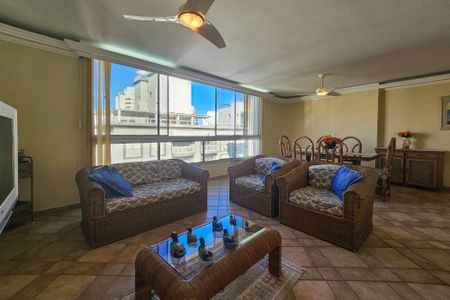 Apartamento para alugar com 138m², 3 quartos e 1 vaga Apartamento para alugar com 138m², 3 quartos e 1 vagaSala