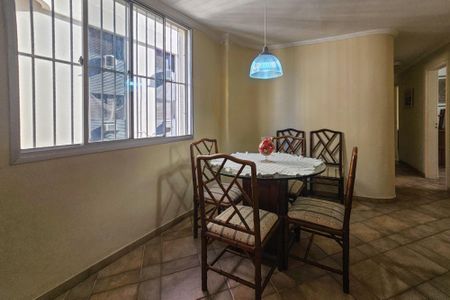 Apartamento para alugar com 138m², 3 quartos e 1 vaga Apartamento para alugar com 138m², 3 quartos e 1 vagaSala