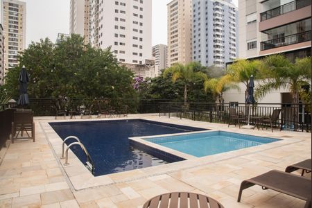 Apartamento à venda com 65m², 1 quarto e 2 vagasÁrea comum - Piscina