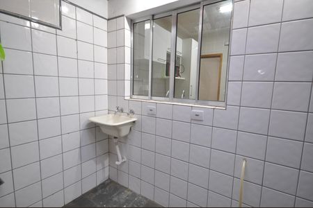 Casa de condomínio à venda com 71m², 2 quartos e 1 vagaÁrea de Serviço