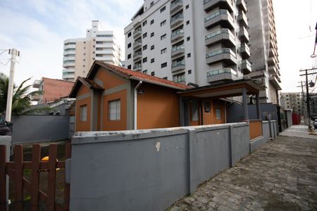 Apartamento para alugar com 250m², 3 quartos e 4 vagas Apartamento para alugar com 250m², 3 quartos e 4 vagasFachada