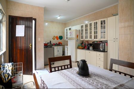 Casa à venda com 150m², 3 quartos e 2 vagas Casa à venda com 150m², 3 quartos e 2 vagasCozinha