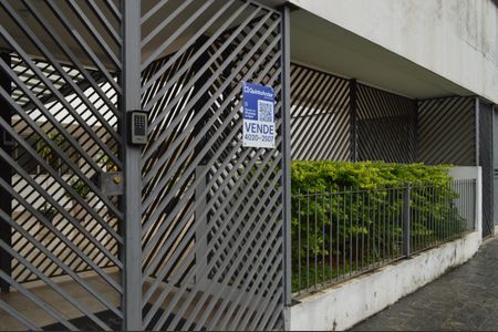 Apartamento à venda com 53m², 2 quartos e 1 vagaFachada + Plaquinha