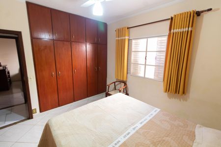 Casa à venda com 150m², 2 quartos e 2 vagas Casa à venda com 150m², 2 quartos e 2 vagasQuarto 2