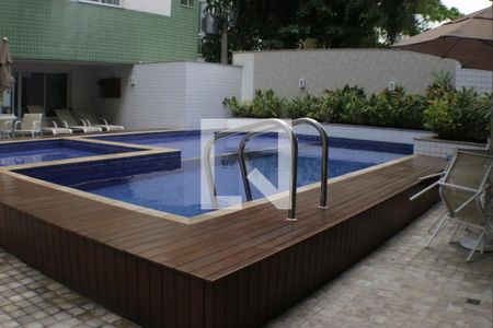 Apartamento à venda com 85m², 2 quartos e 2 vagas Apartamento à venda com 85m², 2 quartos e 2 vagasÁrea comum - Piscina