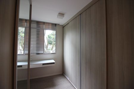 Apartamento à venda com 67m², 2 quartos e 1 vagaQuarto 2