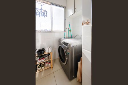 Apartamento à venda com 51m², 2 quartos e 1 vaga Apartamento à venda com 51m², 2 quartos e 1 vagaÁrea de Serviço