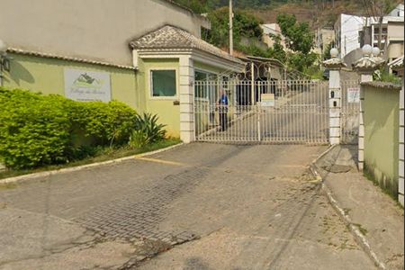 Casa de condomínio à venda com 80m², 3 quartos e sem vaga Casa de condomínio à venda com 80m², 3 quartos e sem vagaFachada
