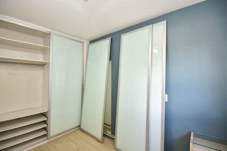 Apartamento para alugar com 72m², 2 quartos e 2 vagasQuarto