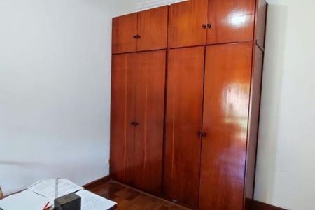Casa à venda com 330m², 4 quartos e 4 vagas