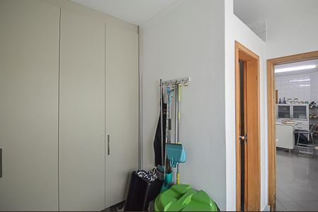 Apartamento à venda com 412m², 4 quartos e 4 vagas Apartamento à venda com 412m², 4 quartos e 4 vagasÁrea de Serviço