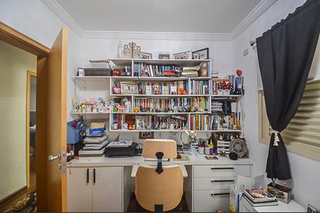 Apartamento à venda com 412m², 4 quartos e 4 vagas Apartamento à venda com 412m², 4 quartos e 4 vagasQuarto 2