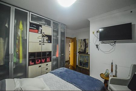 Apartamento à venda com 412m², 4 quartos e 4 vagas Apartamento à venda com 412m², 4 quartos e 4 vagasSuíte 2