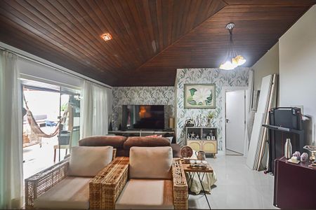 Apartamento à venda com 412m², 4 quartos e 4 vagas Apartamento à venda com 412m², 4 quartos e 4 vagasÁrea gourmet