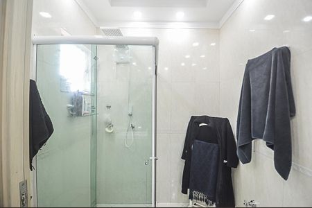 Apartamento à venda com 412m², 4 quartos e 4 vagas Apartamento à venda com 412m², 4 quartos e 4 vagasBanheiro da Suíte 1